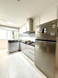 Blk 80 Strathmore Avenue (Queenstown), HDB 5 Rooms #562053661